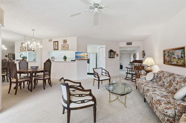 13701 SW 12th Street 311A, Pembroke Pines, FL 33027