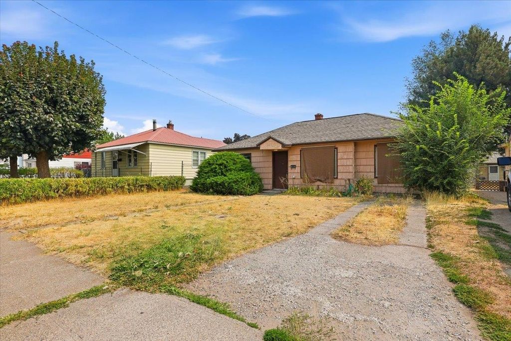 1828 N Nelson St, Spokane, WA 99207 photo 2