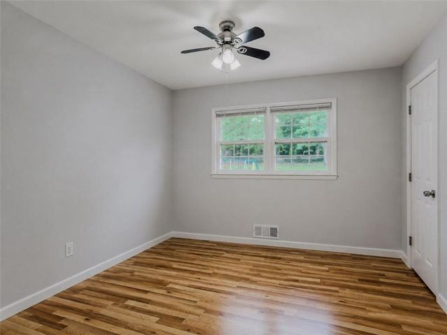 880 Virginia Court SE, Conyers, GA 30094