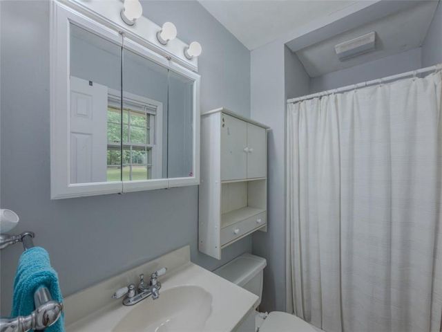 880 Virginia Court SE, Conyers, GA 30094