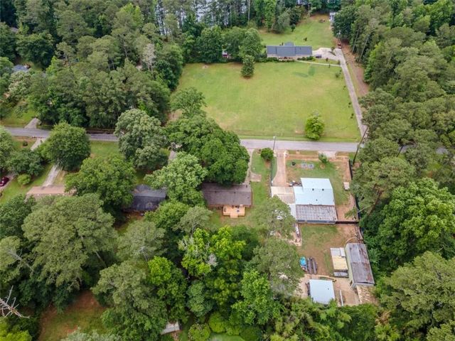 880 Virginia Court SE, Conyers, GA 30094