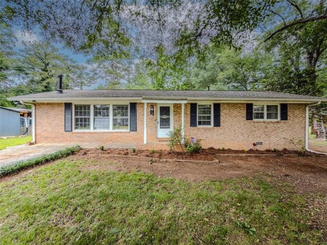 880 Virginia Court SE, Conyers, GA 30094