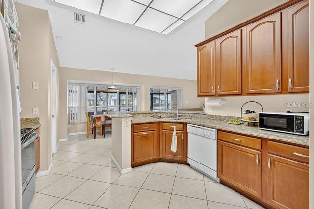 9050 STOCKTON COURT, Orlando, FL 32817