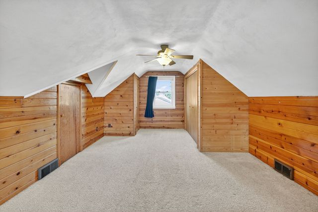4015 39th Place, Des Moines, IA 50310