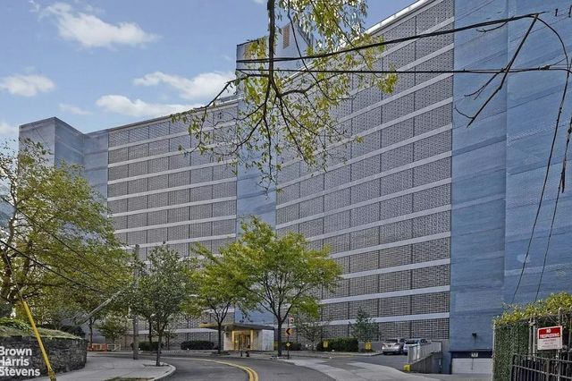 2400 Johnson Ave Apt 12F, New York City, NY 10463