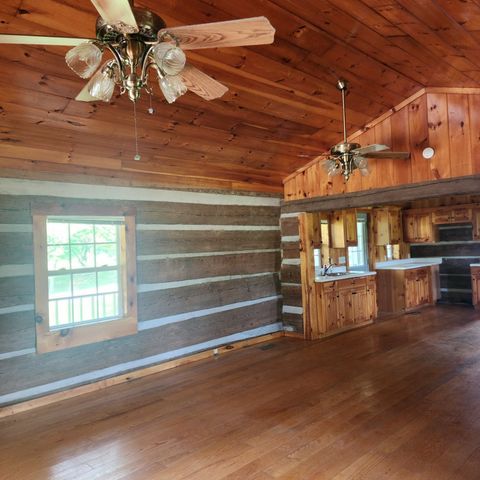 145 Mrs Gower Rd, Lawrenceburg, TN 38464