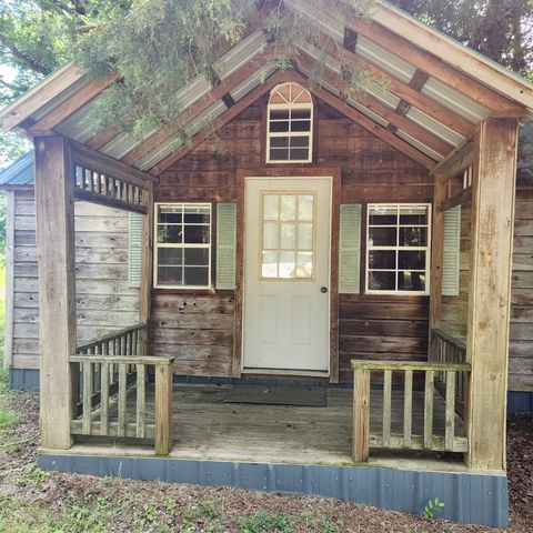 145 Mrs Gower Rd, Lawrenceburg, TN 38464