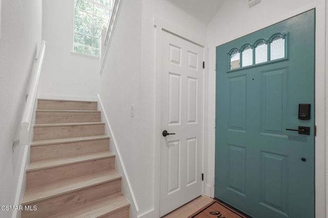 5473 Spanish Oak Lane G, Oak Park, CA 91377