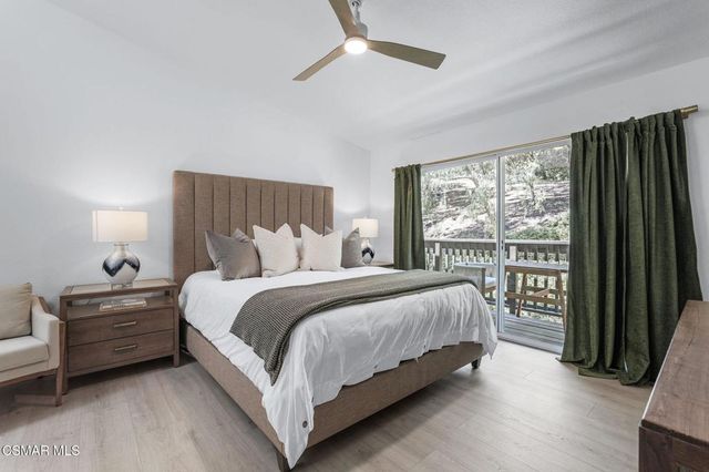 5473 Spanish Oak Lane G, Oak Park, CA 91377