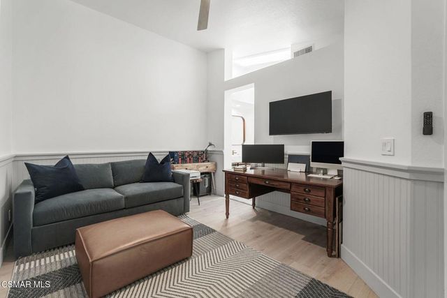 5473 Spanish Oak Lane G, Oak Park, CA 91377