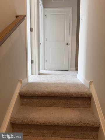 777 PLATINUM DR, Phoenixville, PA 19460