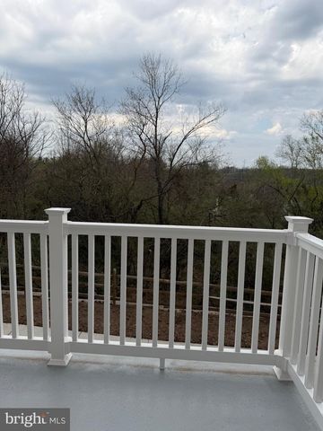 777 PLATINUM DR, Phoenixville, PA 19460