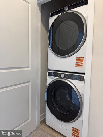 777 PLATINUM DR, Phoenixville, PA 19460