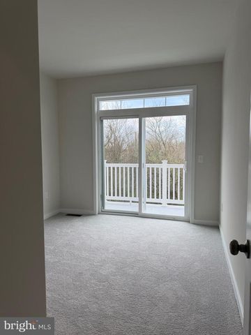 777 PLATINUM DR, Phoenixville, PA 19460