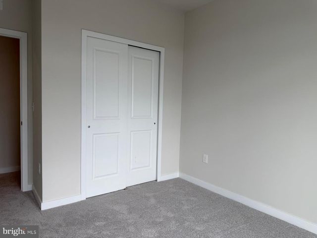 777 PLATINUM DR, Phoenixville, PA 19460