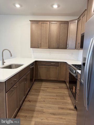 777 PLATINUM DR, Phoenixville, PA 19460