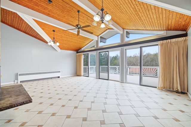 2370 US HWY 211 W, Luray, VA 22835