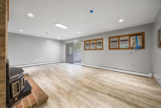 2370 US HWY 211 W, Luray, VA 22835