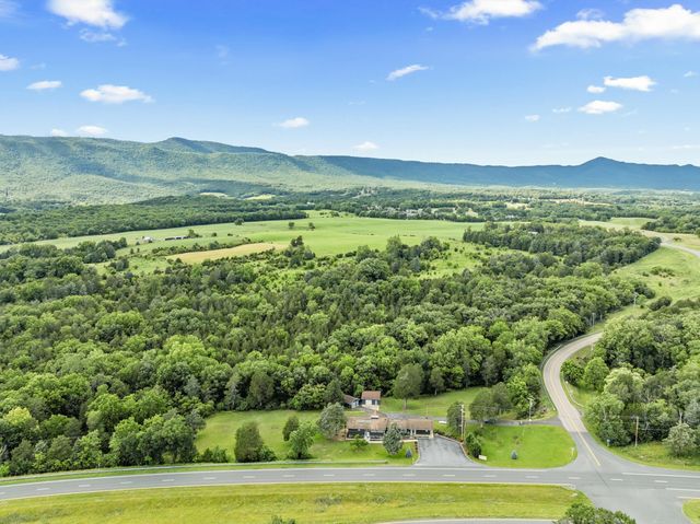 2370 US HWY 211 W, Luray, VA 22835