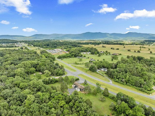 2370 US HWY 211 W, Luray, VA 22835