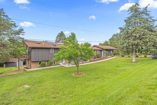 2370 US HWY 211 W, Luray, VA 22835