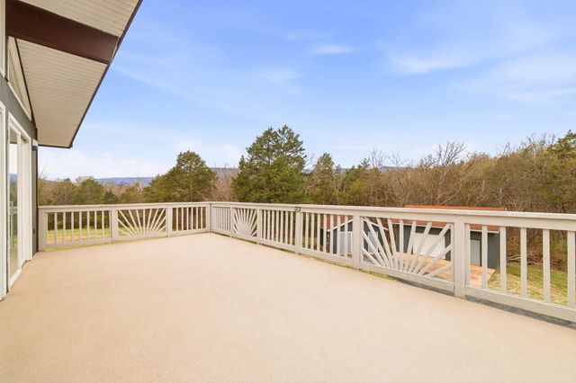 2370 US HWY 211 W, Luray, VA 22835