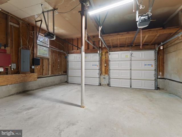 2135 TREMONT AVE, Atco, NJ 08004