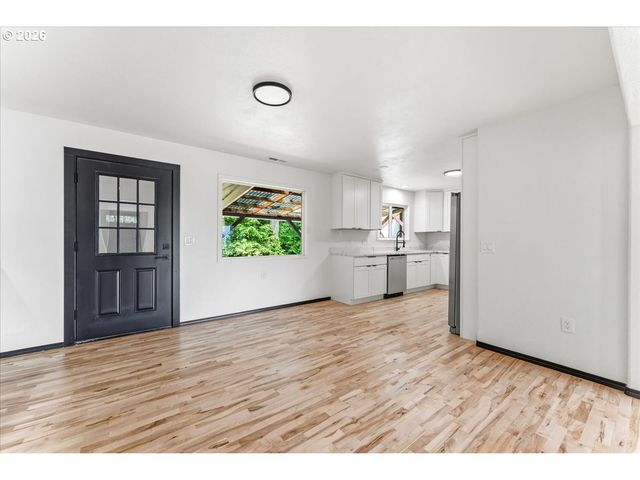 70453 COLUMBIA RIVER Hwy, Rainier, OR 97048