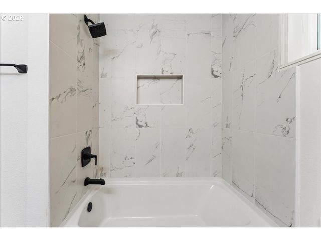 70453 COLUMBIA RIVER Hwy, Rainier, OR 97048
