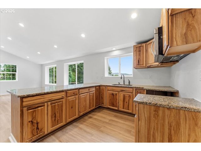 70453 COLUMBIA RIVER Hwy, Rainier, OR 97048