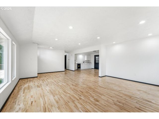 70453 COLUMBIA RIVER Hwy, Rainier, OR 97048
