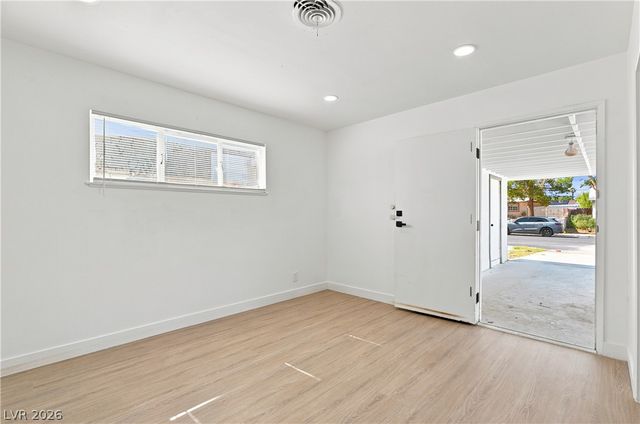 2000 Constantine Avenue, Las Vegas, NV 89101