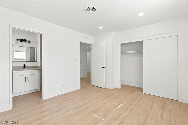 2000 Constantine Avenue, Las Vegas, NV 89101