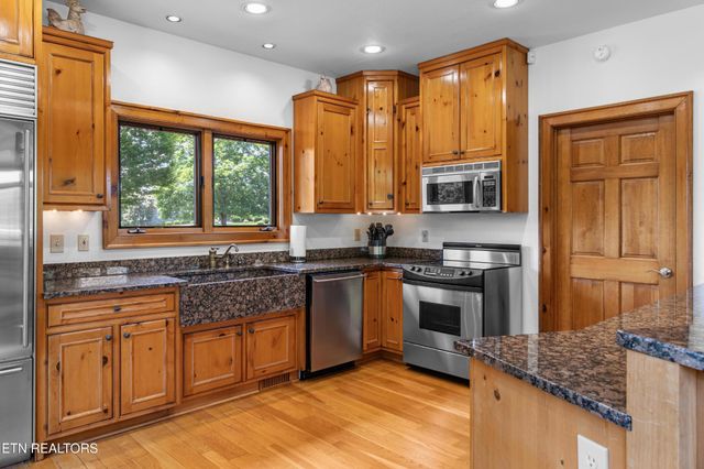 36 Thunder Ridge, Vonore, TN 37885