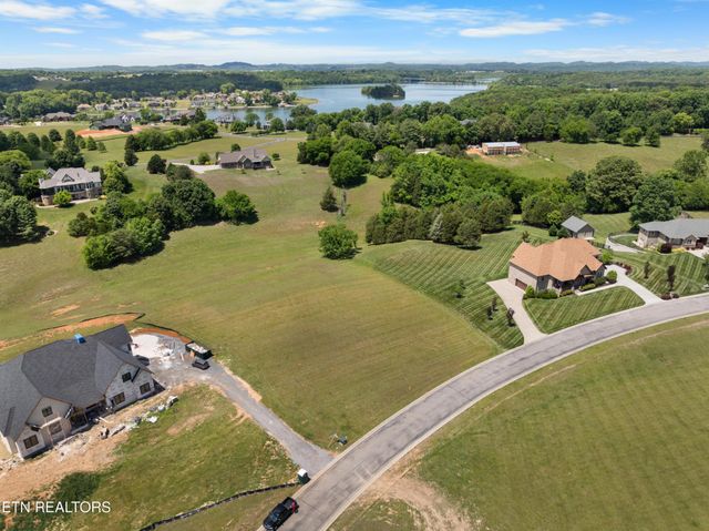 36 Thunder Ridge, Vonore, TN 37885