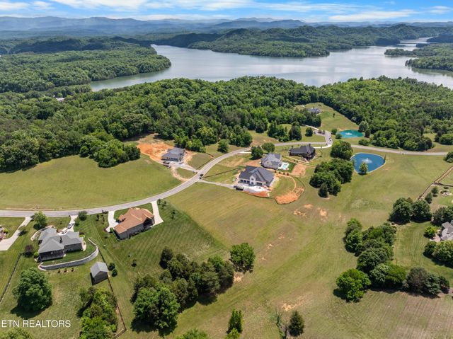36 Thunder Ridge, Vonore, TN 37885