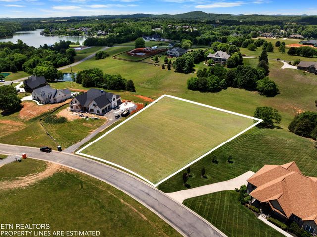 36 Thunder Ridge, Vonore, TN 37885