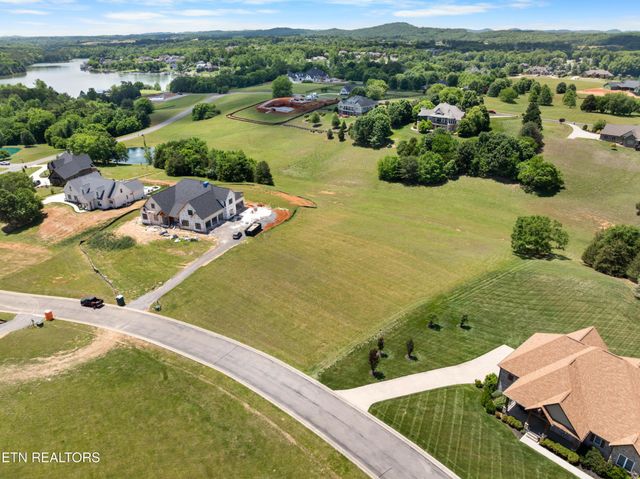 36 Thunder Ridge, Vonore, TN 37885