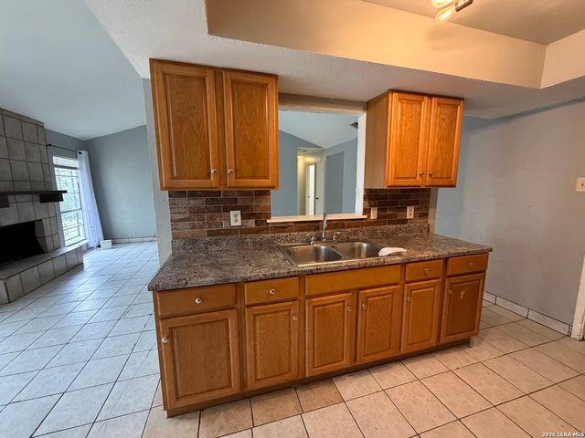 5903 Mariner St, San Antonio, TX 78242