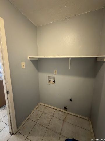 5903 Mariner St, San Antonio, TX 78242