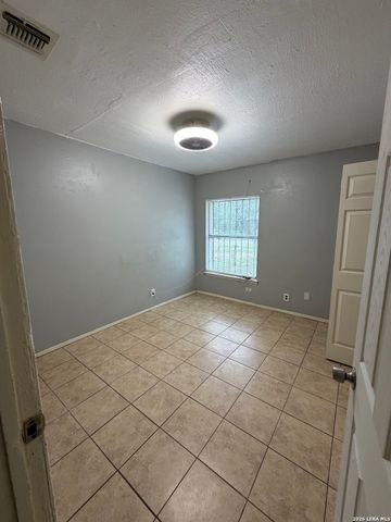 5903 Mariner St, San Antonio, TX 78242