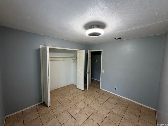 5903 Mariner St, San Antonio, TX 78242
