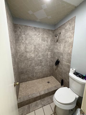 5903 Mariner St, San Antonio, TX 78242