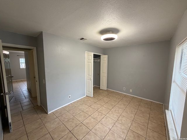 5903 Mariner St, San Antonio, TX 78242