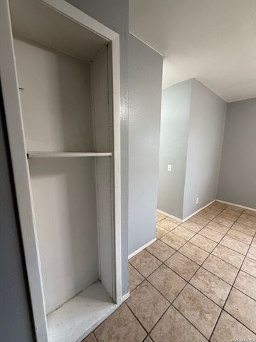 5903 Mariner St, San Antonio, TX 78242