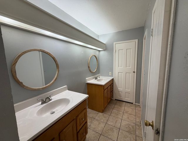 5903 Mariner St, San Antonio, TX 78242