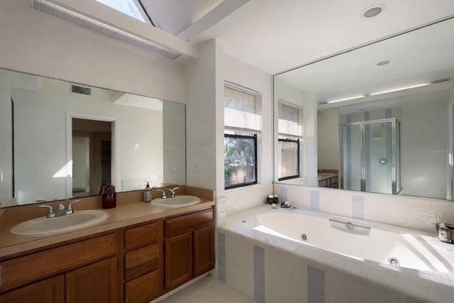 3721 NW 108TH COURT, Gainesville, FL 32606