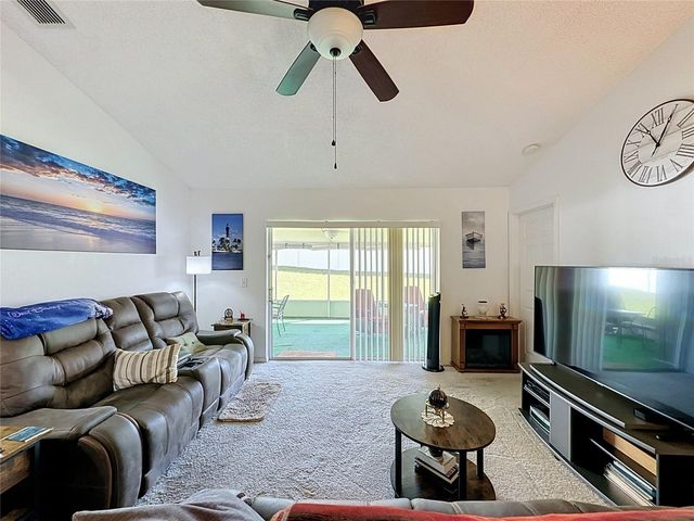 100 HALSTEAD DR, Davenport, FL 33897