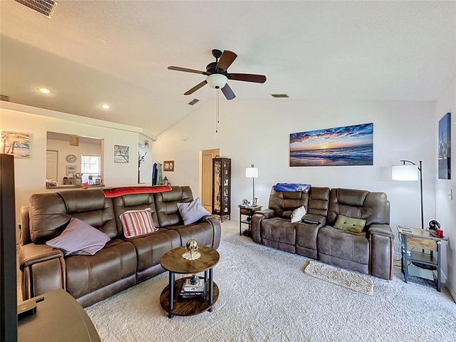 100 HALSTEAD DR, Davenport, FL 33897
