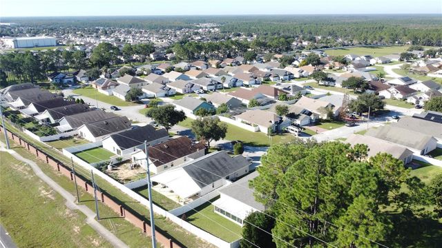 100 HALSTEAD DR, Davenport, FL 33897